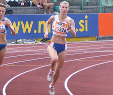 400m Final just coming off the  turn into the home straight